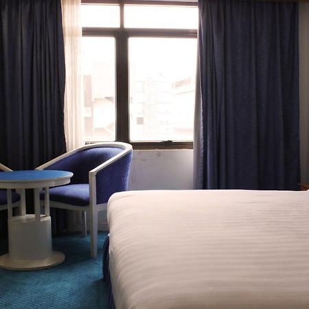 Arnava Hotel Senen Jakarta Buitenkant foto
