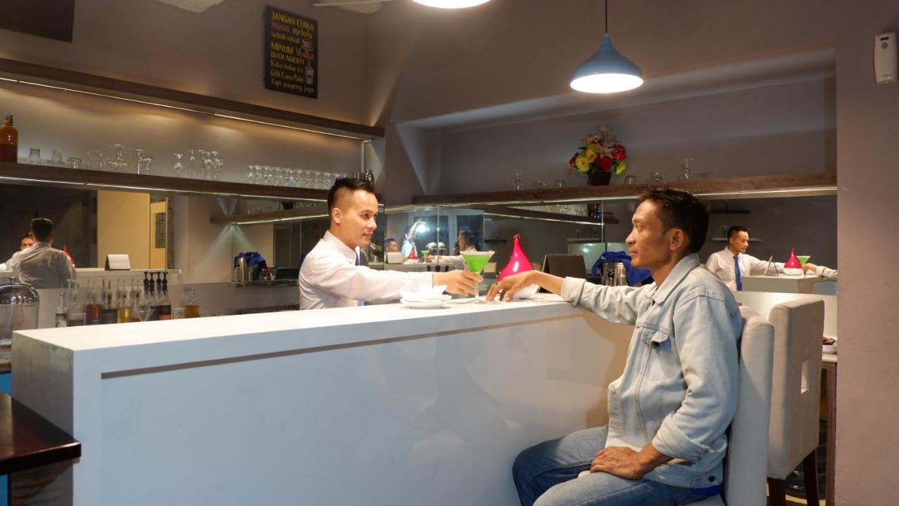 Arnava Hotel Senen Jakarta Buitenkant foto