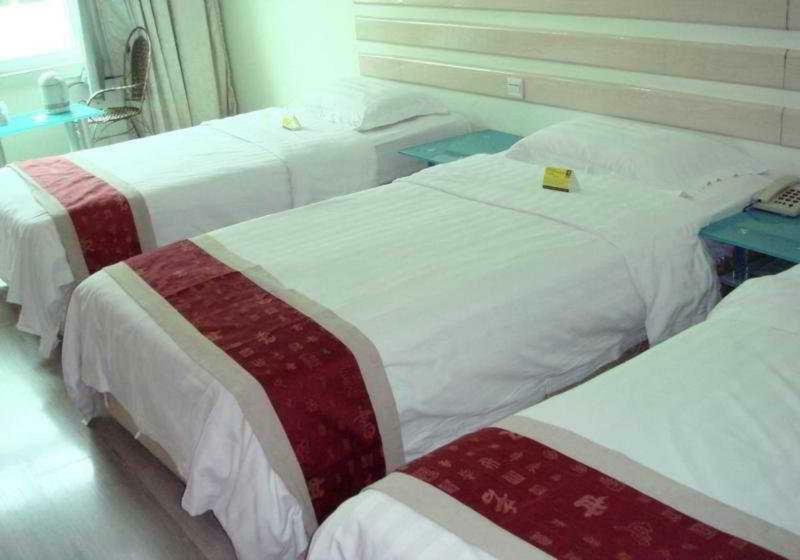 Arnava Hotel Senen Jakarta Buitenkant foto