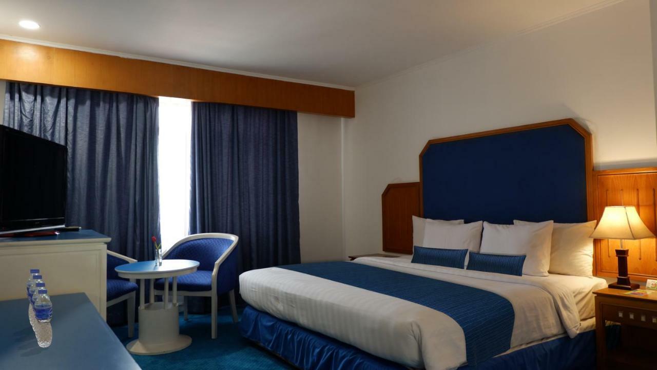 Arnava Hotel Senen Jakarta Buitenkant foto