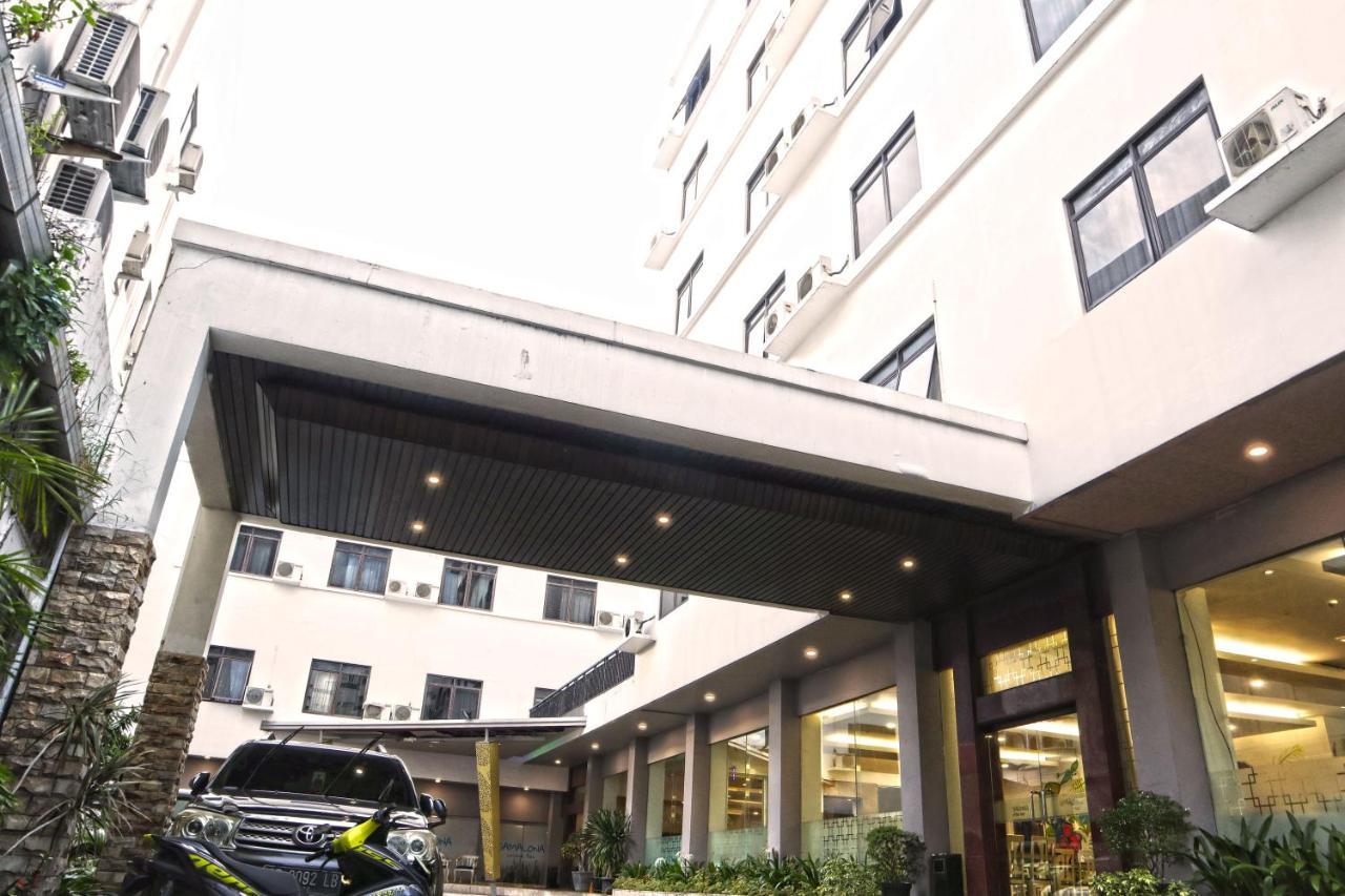 Arnava Hotel Senen Jakarta Buitenkant foto