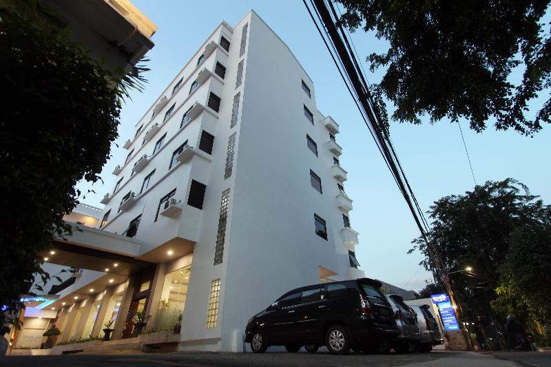 Arnava Hotel Senen Jakarta Buitenkant foto