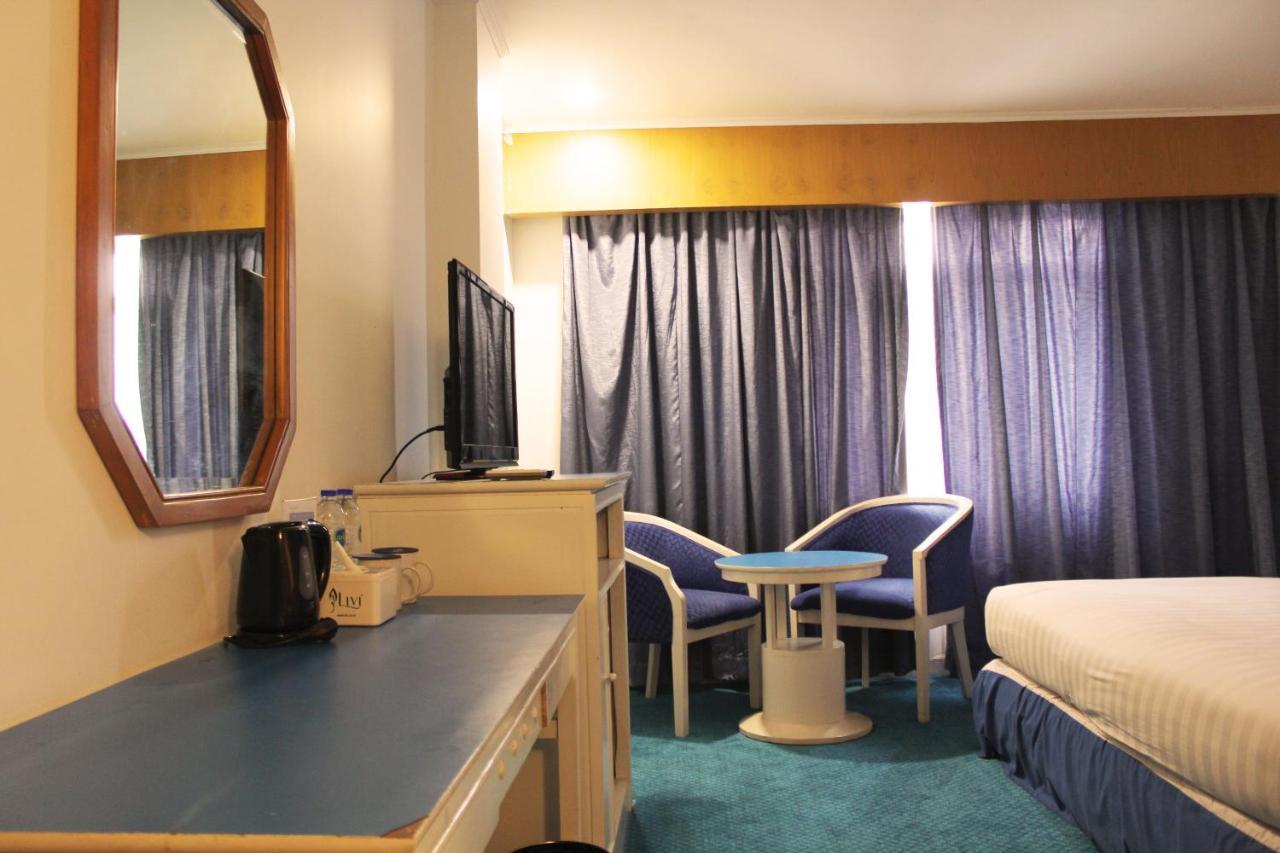 Arnava Hotel Senen Jakarta Buitenkant foto